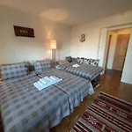Hill Проживание в семье