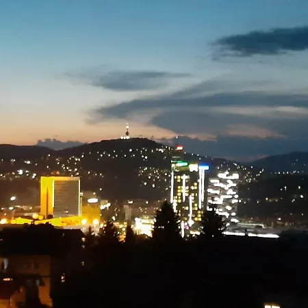 Hill Δωμάτια σε οικογενειακή κατοικία *